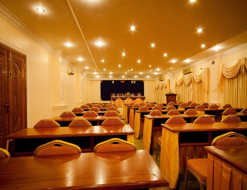 Golden Sand Hotel สีหนุวิลล์ ภายนอก รูปภาพ