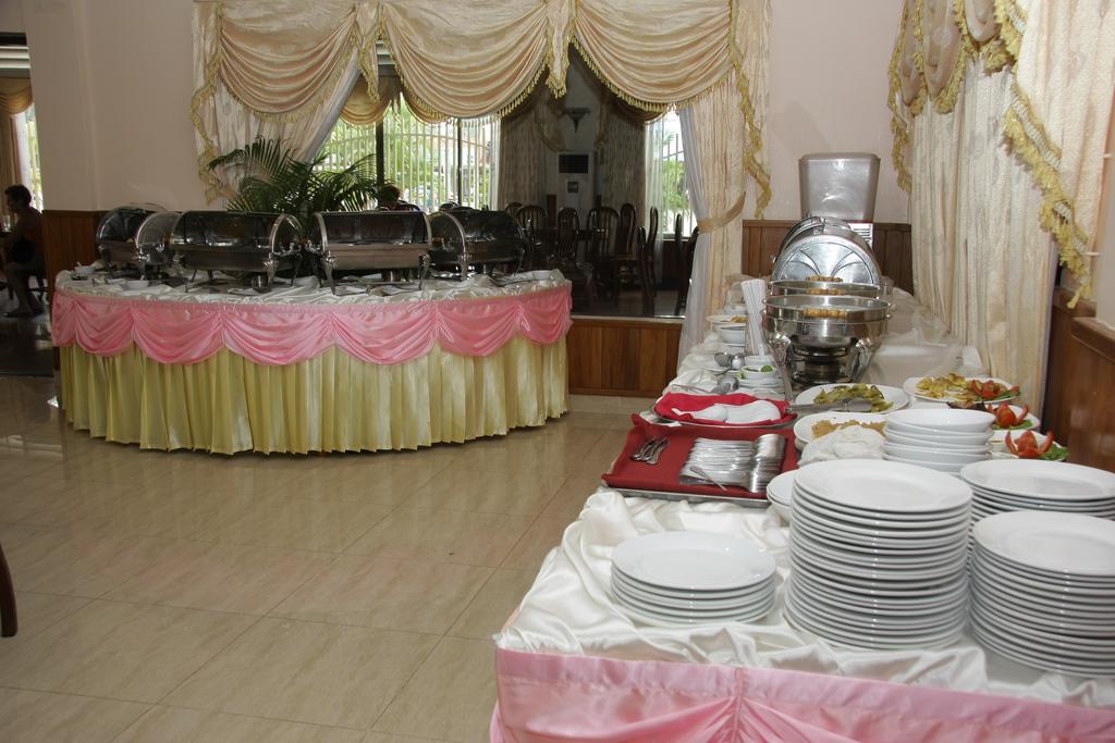 Golden Sand Hotel สีหนุวิลล์ ภายนอก รูปภาพ